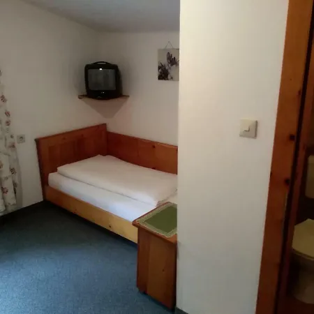 Garni Alpenrose Hotel Ischgl